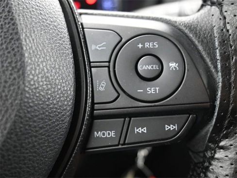 Used 2019 Toyota RAV4 LE image 22