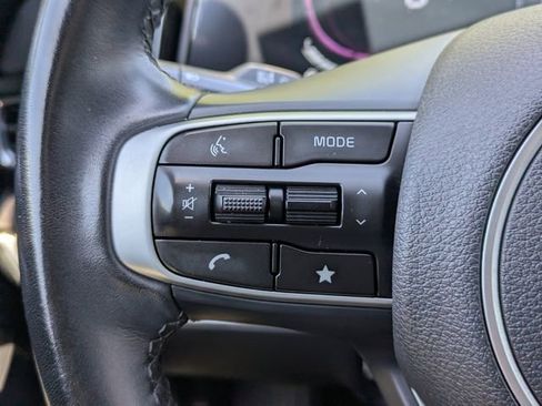 Used 2024 Kia Sportage EX FWD image 28
