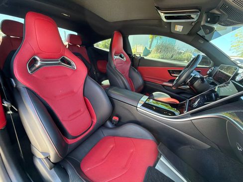 Used 2024 Mercedes-Benz CLE 53 AMG 4MATIC image 4