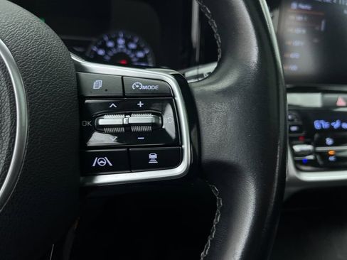 Used 2021 Kia Sorento EX w/ Panoramic Sunroof Package image 29