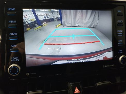 Used 2022 Toyota Corolla Cross LE image 31