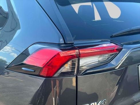 Certified 2025 Toyota RAV4 XLE AWD/4WD image 10