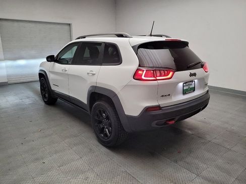 Used 2019 Jeep Cherokee Trailhawk image 5