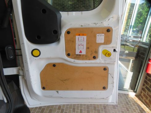 Used 2020 Ford Transit Connect XL image 23