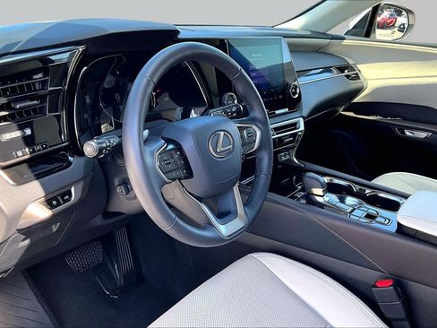 Certified 2023 Lexus RX 350 AWD w/ Accessory Package (Z1) image 16