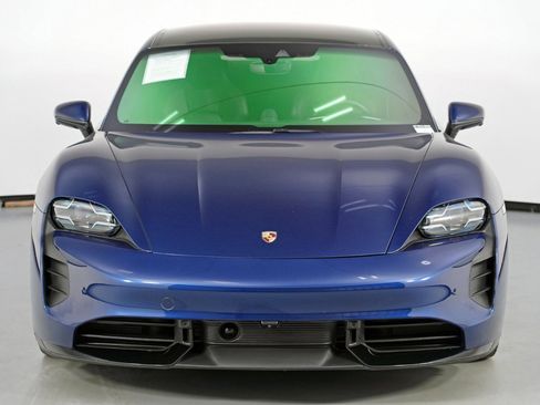 Used 2020 Porsche Taycan image 50