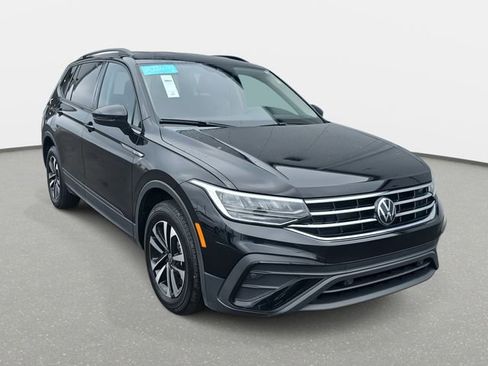 Used 2024 Volkswagen Tiguan S image 3
