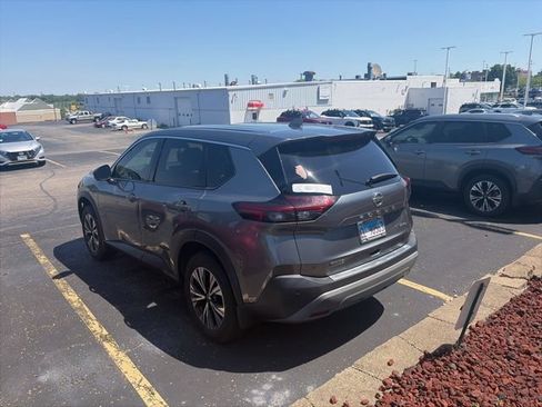 Used 2021 Nissan Rogue SV AWD/4WD image 6