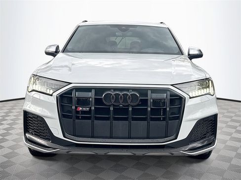 Used 2021 Audi SQ7 Premium Plus w/ Driver Assistance Package image 4