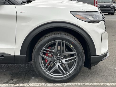 New 2026 Ford Explorer ST-Line w/ ST-Line Street Pack image 39