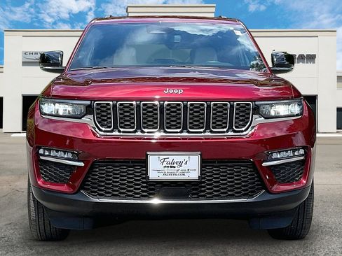 Certified 2023 Jeep Grand Cherokee Limited AWD/4WD image 3