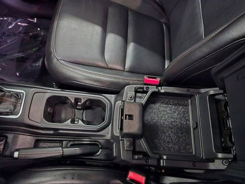 Used 2023 Jeep Wrangler Unlimited Rubicon 392 image 31