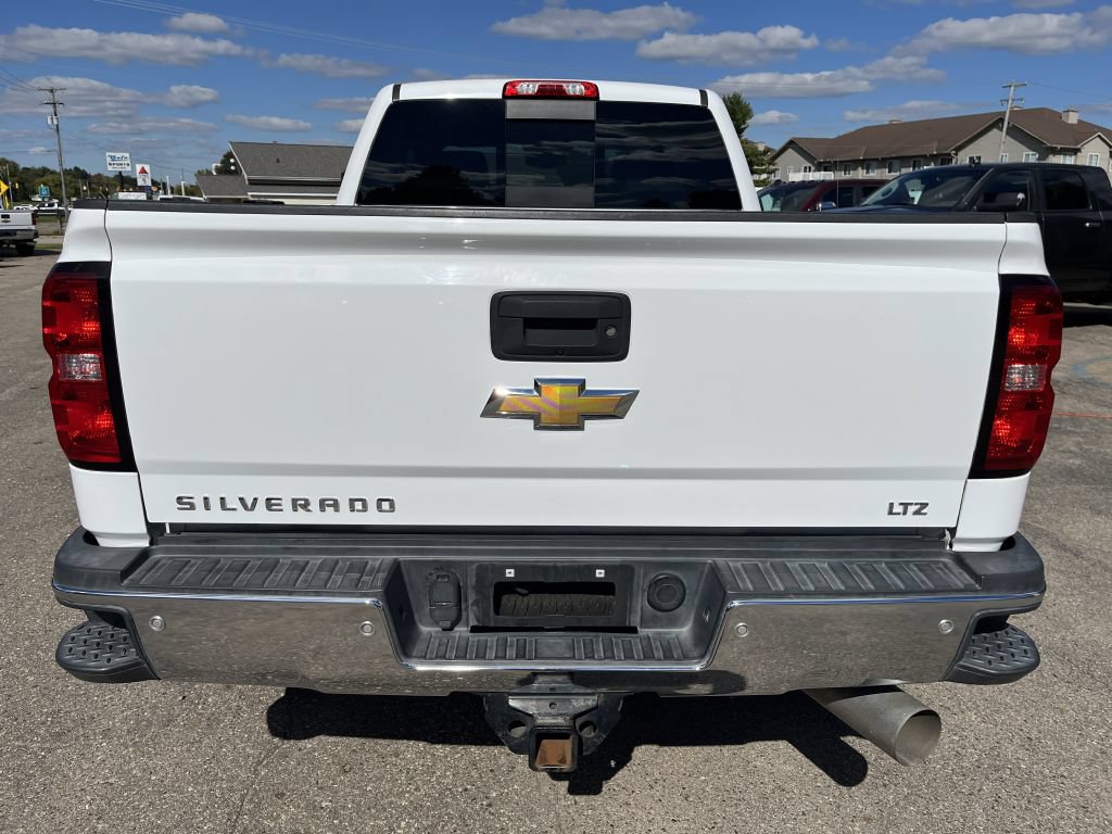 Used 2017 Chevrolet Silverado 2500 LTZ w/ Duramax Plus Package AWD/4WD image 7