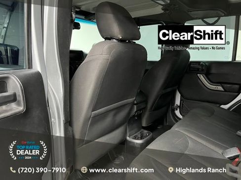 Used 2015 Jeep Wrangler Unlimited Sport w/ Quick Order Package 24S AWD/4WD image 38