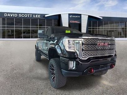 Used 2021 GMC Sierra 2500 Denali w/ Denali Black Diamond Edition