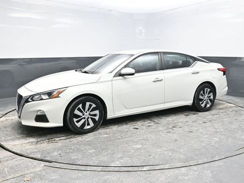 Used 2021 Nissan Altima 2.5 S image 3