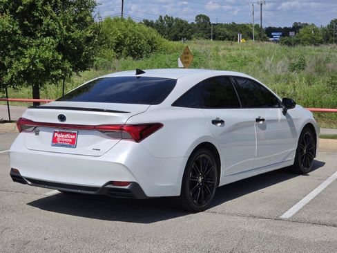 Used 2022 Toyota Avalon XSE FWD image 6