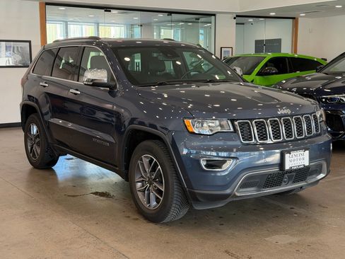 Used 2020 Jeep Grand Cherokee Limited image 2