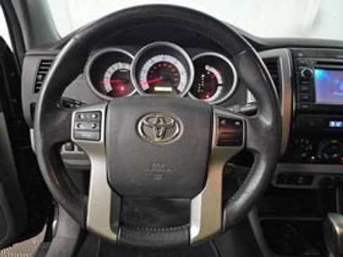 Used 2013 Toyota Tacoma PreRunner w/ SR5 Pkg RWD image 8