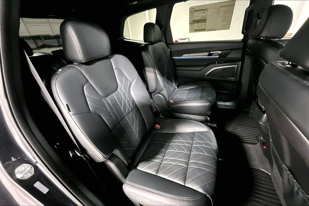 New 2025 Kia Telluride SX Prestige X-Line AWD/4WD image 9