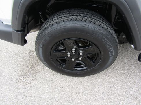 Used 2020 Jeep Wrangler Unlimited Sport S image 12