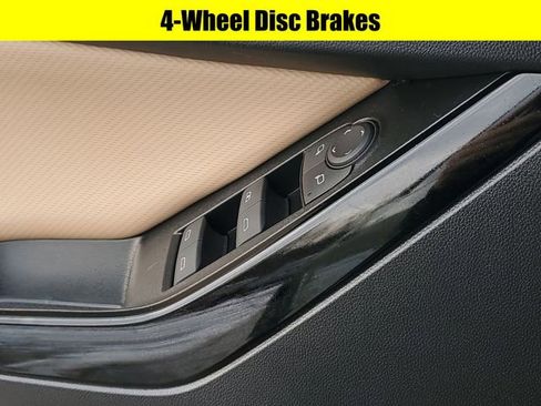 Used 2025 Chevrolet Equinox ACTIV w/ Safety and Technology Package image 23