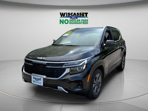 Used 2024 Kia Seltos S AWD/4WD image 17