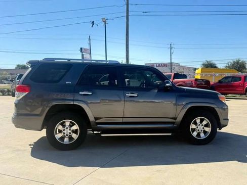 Used 2011 Toyota 4Runner Limited image 8