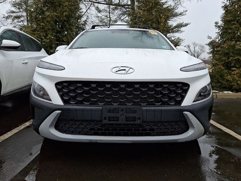 Used 2023 Hyundai Kona SEL image 2