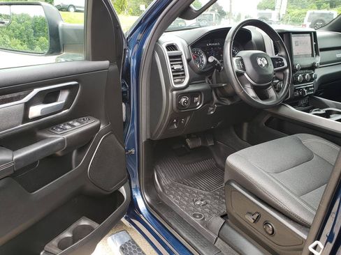 Used 2022 RAM 1500 Big Horn AWD/4WD image 13