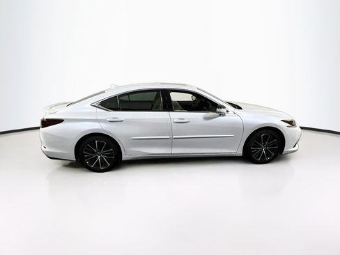 Used 2025 Lexus ES 350 w/ Premium Package FWD image 4