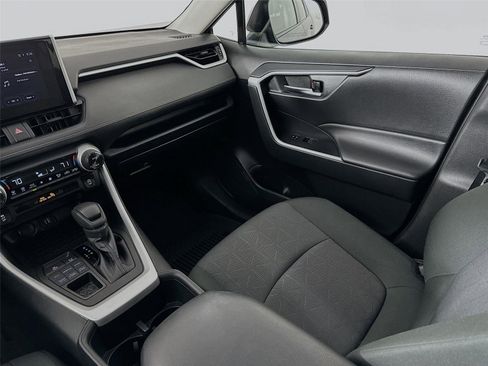 Certified 2025 Toyota RAV4 XLE AWD/4WD image 23
