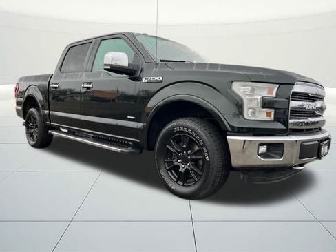 Used 2015 Ford F150 Lariat w/ Equipment Group 502A Luxury image 7