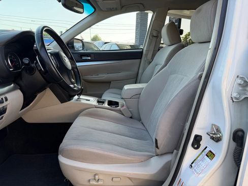 Used 2014 Subaru Outback 2.5i Premium AWD/4WD image 29