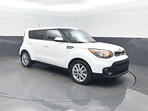 Used 2019 Kia Soul + image 36