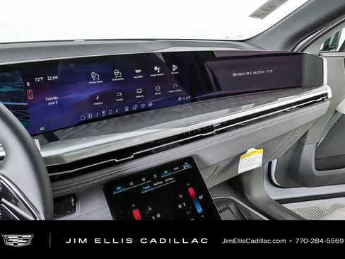 New 2026 Cadillac Escalade IQ Luxury 1 AWD/4WD image 12