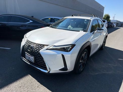Used 2025 Lexus UX 300h FWD w/ Accessory Package (Z2) image 3