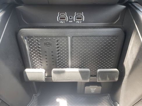 Used 2025 RAM 1500 Big Horn AWD/4WD image 19