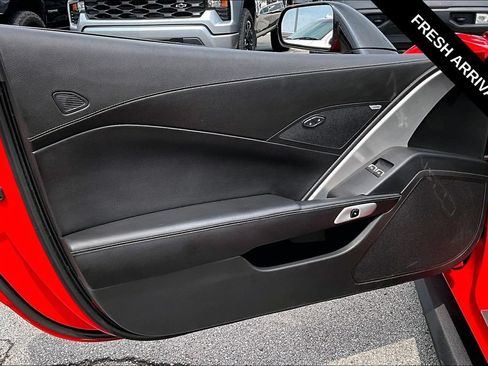 Used 2015 Chevrolet Corvette Stingray Coupe RWD image 19