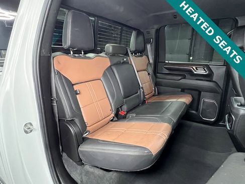 Used 2024 Chevrolet Silverado 2500 High Country w/ Technology Package image 11