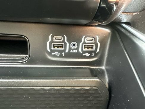 Used 2023 RAM 1500 Big Horn AWD/4WD image 37