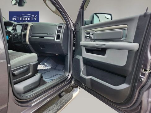 Used 2018 RAM 1500 Big Horn image 23