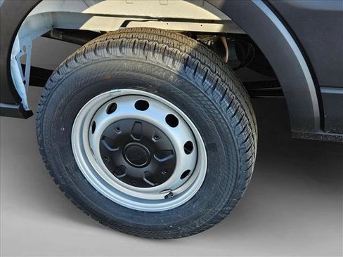 New 2026 Ford Transit 250 148 Medium Roof image 12