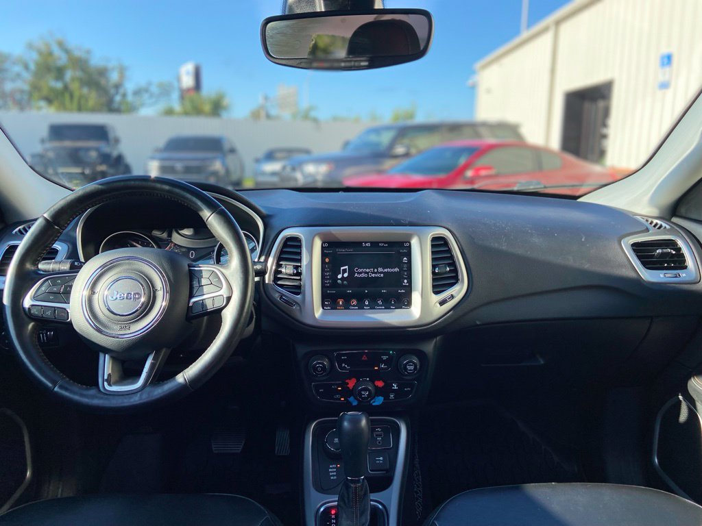 Used 2018 Jeep Compass Latitude w/ Popular Equipment Group AWD/4WD image 28