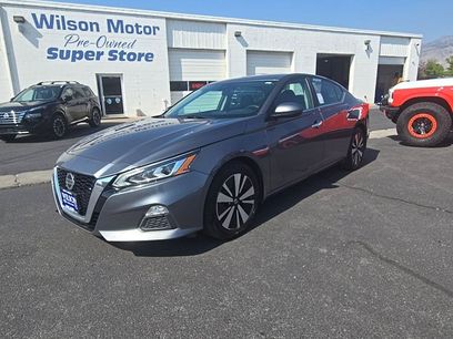 Used 2021 Nissan Altima 2.5 SV