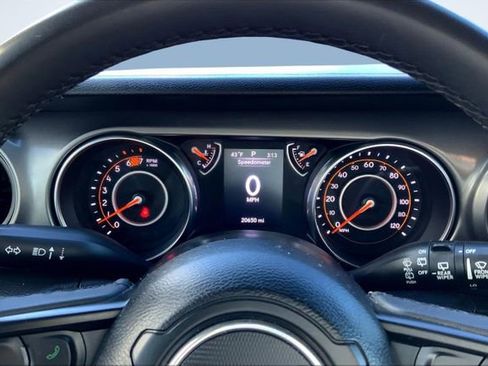 Used 2023 Jeep Wrangler Sport S image 19