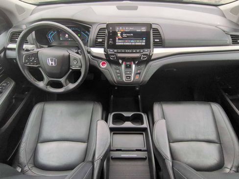 Used 2023 Honda Odyssey EX-L image 16