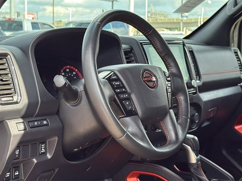 Used 2023 Nissan Frontier PRO-4X w/ Pro Convenience Package image 11
