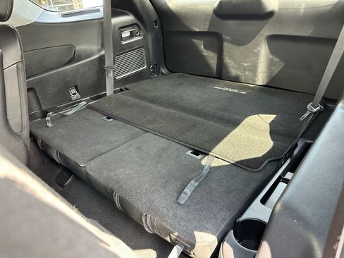 Certified 2022 Ford Explorer XLT w/ Equipment Group 202A RWD image 19
