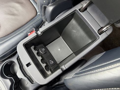 Used 2015 Jeep Cherokee Limited w/ Luxury Group image 28